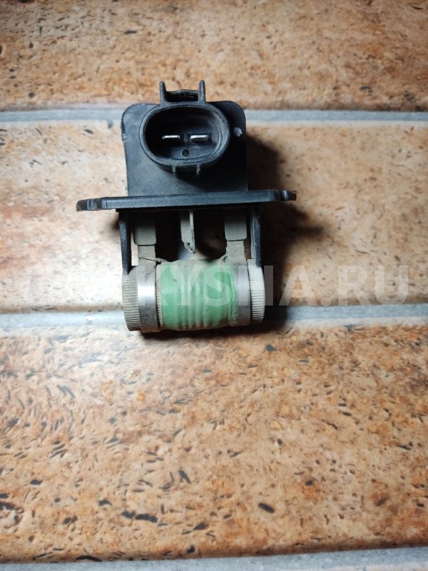 Резистор вентилятора радиатора Hyundai Solaris 