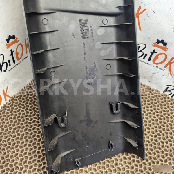 Обшивка центральной стойки BMW X6 