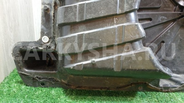 Ниша запасного колеса Renault Megane 2014 Renault Megane 