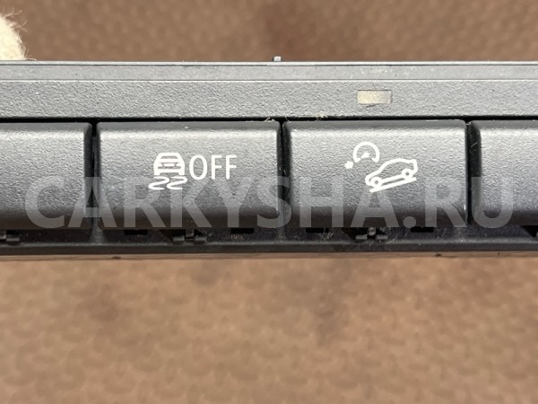 Блок кнопок в центральной консоли BMW X1 