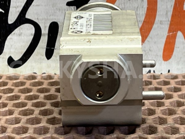 Предохранительный клапан кондиционера BMW X3 