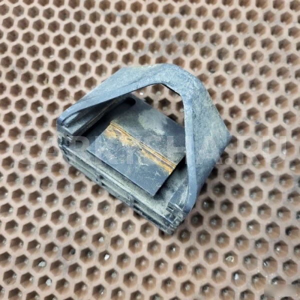 Кронштейн кассеты радиаторов BMW X3 