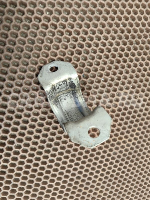 Скоба стабилизатора BMW X3 