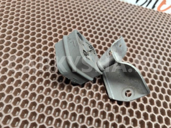 Кронштейн выхлопа BMW 5er 