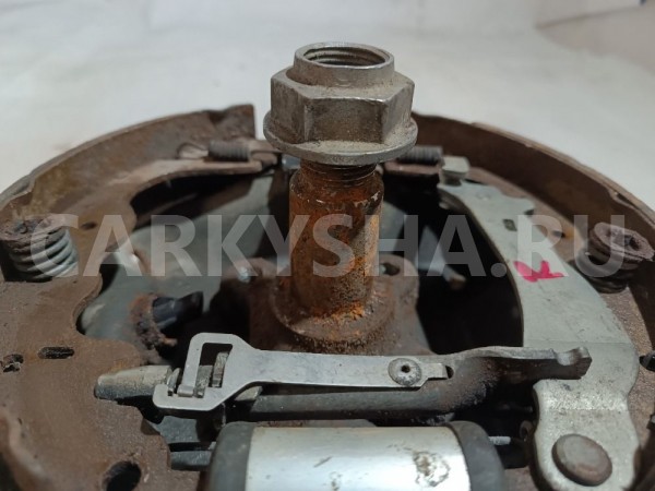 Щит опорный задний правый ВАЗ (Lada) Largus 