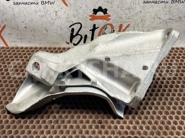 Кронштейн двигателя BMW X1 