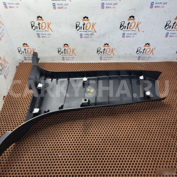 Накладка центральной стойки BMW X3 