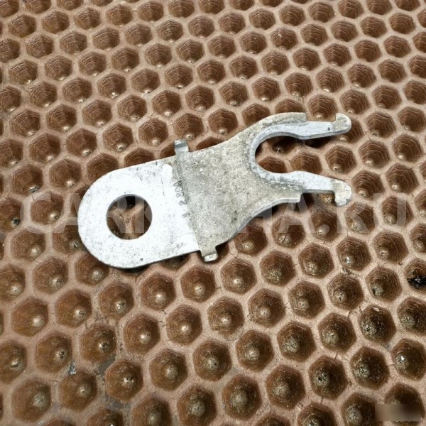 Кронштейн шланга BMW X3 