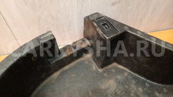 Ящик для инструментов (органайзер) левый Mitsubishi Outlander 