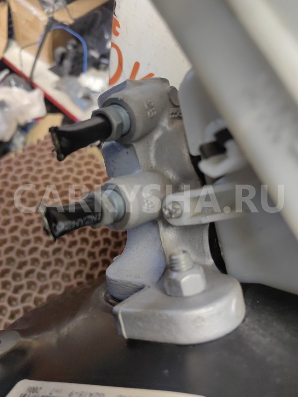 Вакуумный усилитель BMW X3 