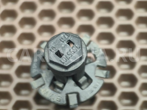 Кронштейн радиаторов BMW X3 