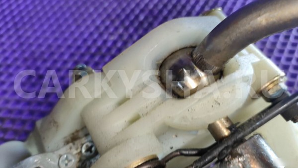 Кулиса МКПП Mitsubishi Lancer 9 Mitsubishi i 