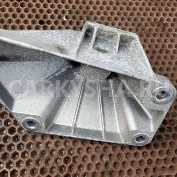 Кронштейн двигателя BMW 7er 