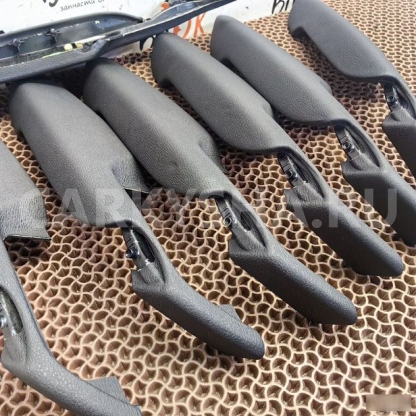 Подлокотник карты двери BMW X1 