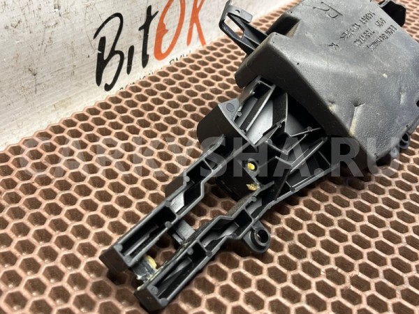 Кронштейн ручки двери BMW X3 