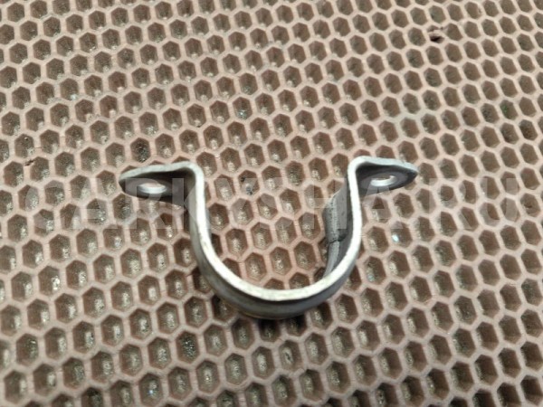 Скоба стабилизатора BMW X3 