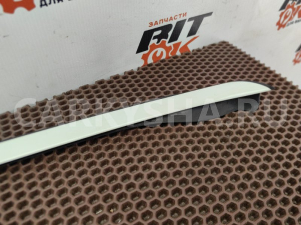 Молдинг лобового стекла BMW X3 оригинальный номер 51 31 7 286 179, 51 31 7 286 179, 51317286179, 7286179