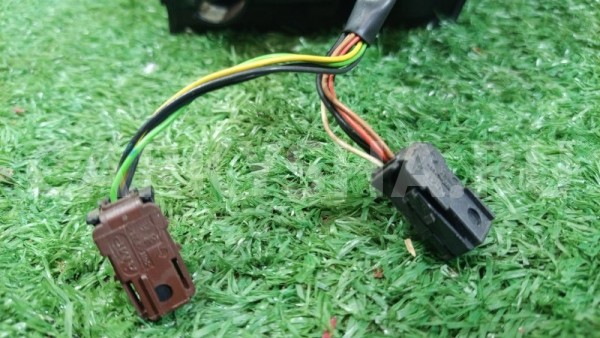 Зеркало заднего вида боковое правое Citroen C3 FC Citroen C3 оригинальный номер 8149FP