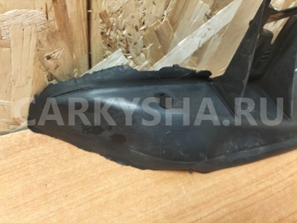 Пыльник крыла передний правый Volkswagen Passat B5 Volkswagen Passat оригинальный номер 3B0821112A