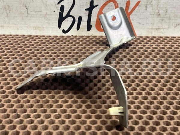 Кронштейн крыла BMW 5er 