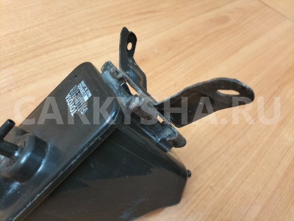 Абсорбер (фильтр угольный) Toyota Carina E AТ191 Toyota Carina оригинальный номер 7770420310