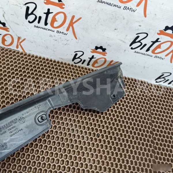 Уплотнитель стыка двери BMW X1 