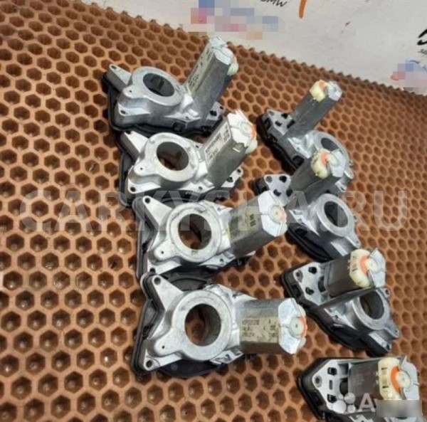 Моторчик автоскладывания зеркала BMW X1 