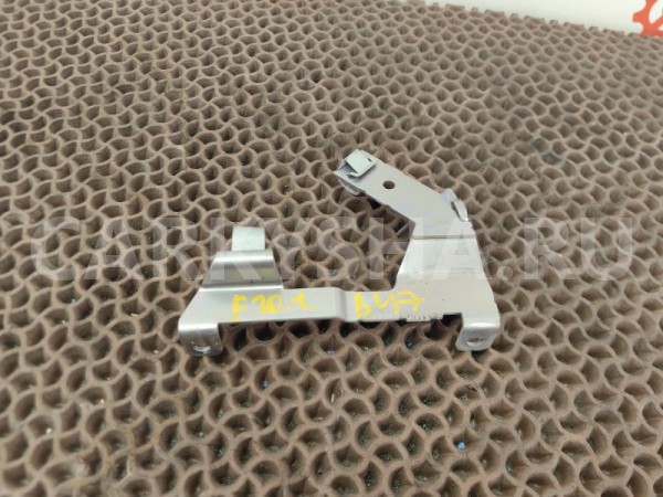 Кронштейн проводки двигателя BMW X1 