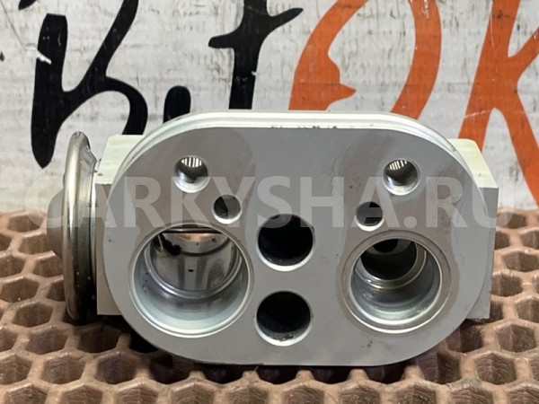 Предохранительный клапан кондиционера BMW 3er 