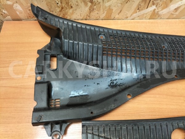 Решетка под лобовое стекло (жабо) Toyota Carina E Toyota Carina оригинальный номер 5570920060