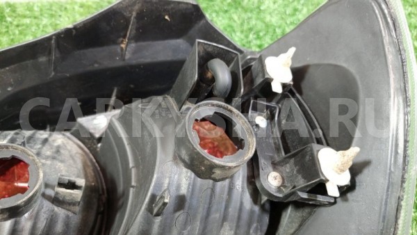 Фонарь задний левый Mitsubishi Outlander CU5W 4G69 Mitsubishi Outlander 