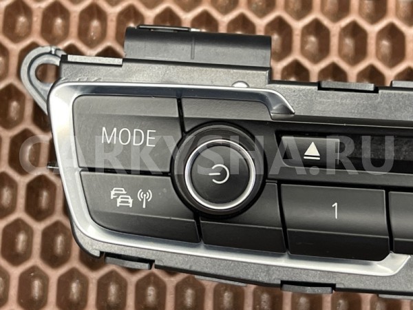 Панель управления BMW X1 