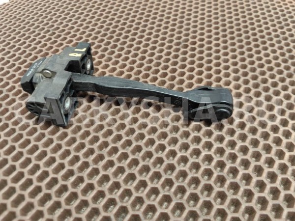 Ограничитель двери BMW X1 