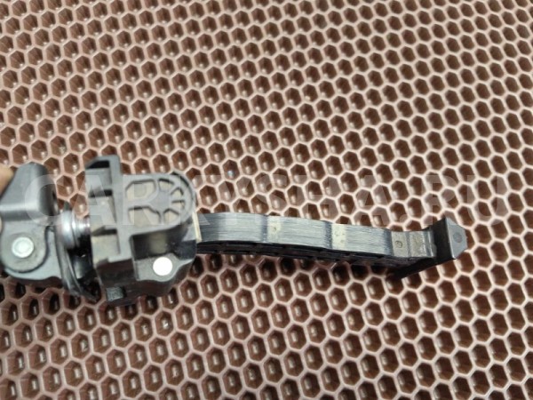 Ограничитель двери BMW X3 