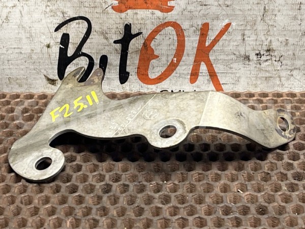 Кронштейн катализатора BMW X3 