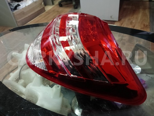 Фонарь Toyota RAV4 2006-2012 8155142120 30, задний правый Toyota RAV 4 