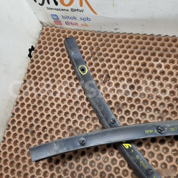 Уплотнитель капота BMW X3 