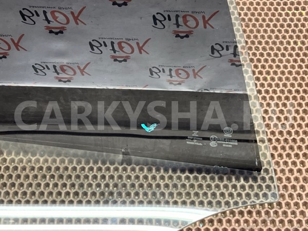 Стекло двери боковое BMW X1 