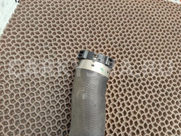 Патрубок интеркулера BMW X3 