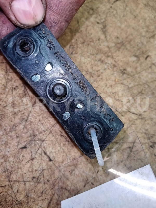 Название детали Направляющая багажника Модель Hyundai i40 2011> Hyundai i40 оригинальный номер 817393J000