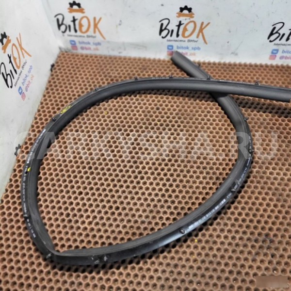 Уплотнитель капота BMW X3 