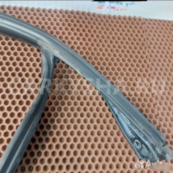 Направляющая резинка стекла BMW X1 