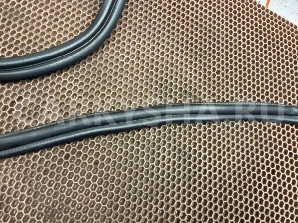 Уплотнитель багажника BMW 4er 