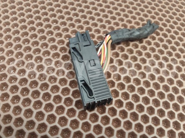 Разъем усилителя 20 pol BMW 5er 