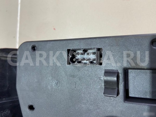 Фонарь задний левый BMW 5 E39 BMW 5er оригинальный номер 8358031