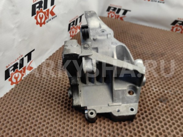 Кронштейн генератора BMW X5 