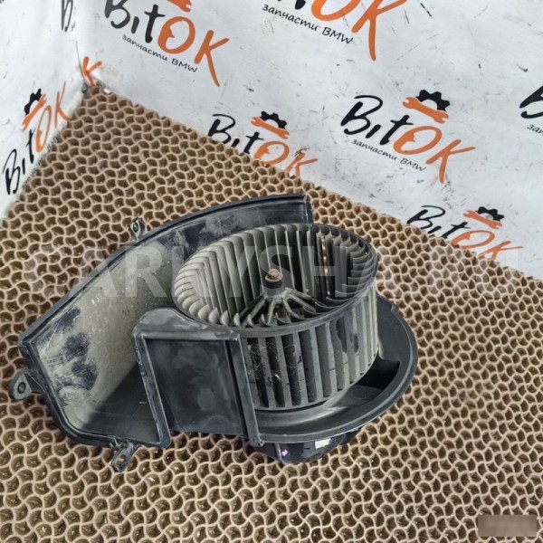 Моторчик отопителя BMW X5 