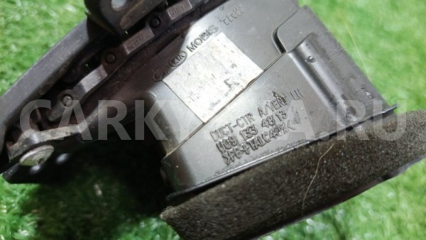 Дефлектор воздушный в торпедо Hyundai Elantra 2011 Hyundai Elantra 