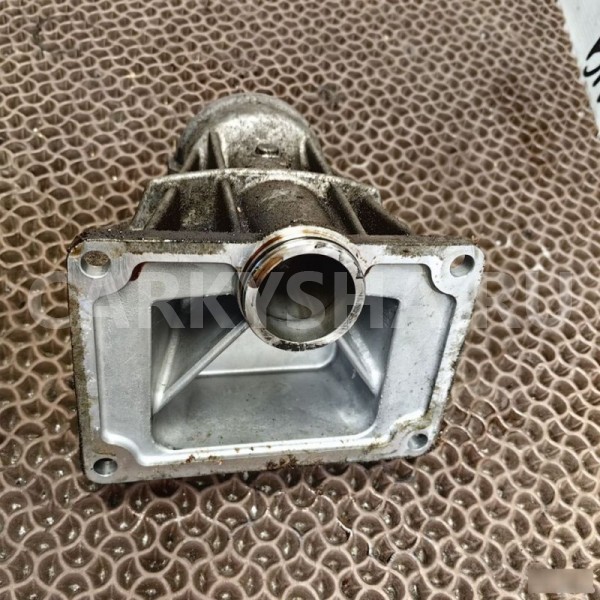 Опорный кронштейн привода BMW X3 