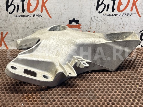 Кронштейн двигателя BMW X5 